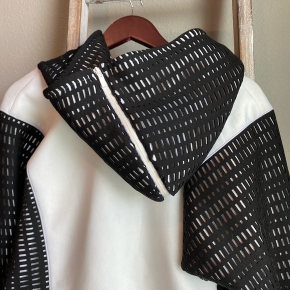 Lime & Vine hoody size M - Picture 7 of 11